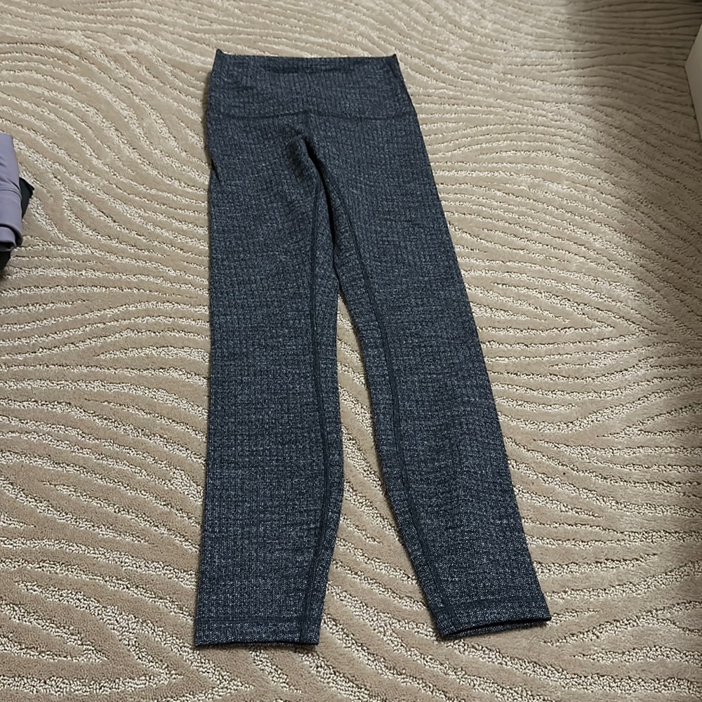 Lululemon jacquard weave wunder under
